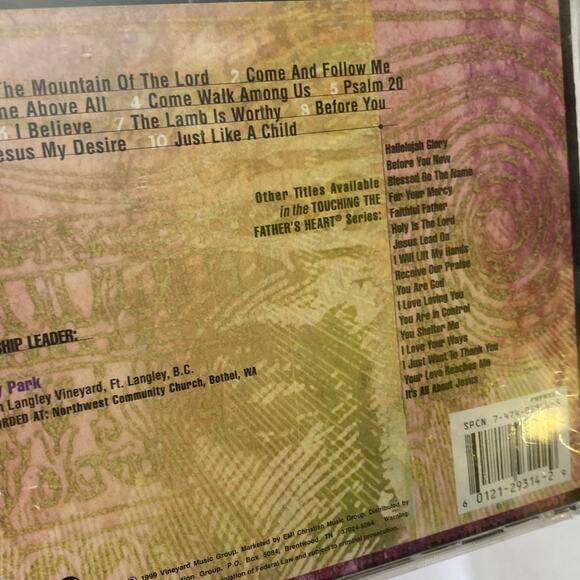 Religious CDs Multiple Artists Lord of Love GOTTSCHALKS Vineyard Music Worship - Picture 9 of 10